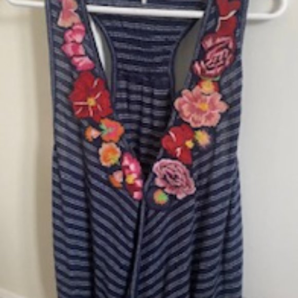Free People Wrap sleeveless top with floral applque - Picture 4 of 4